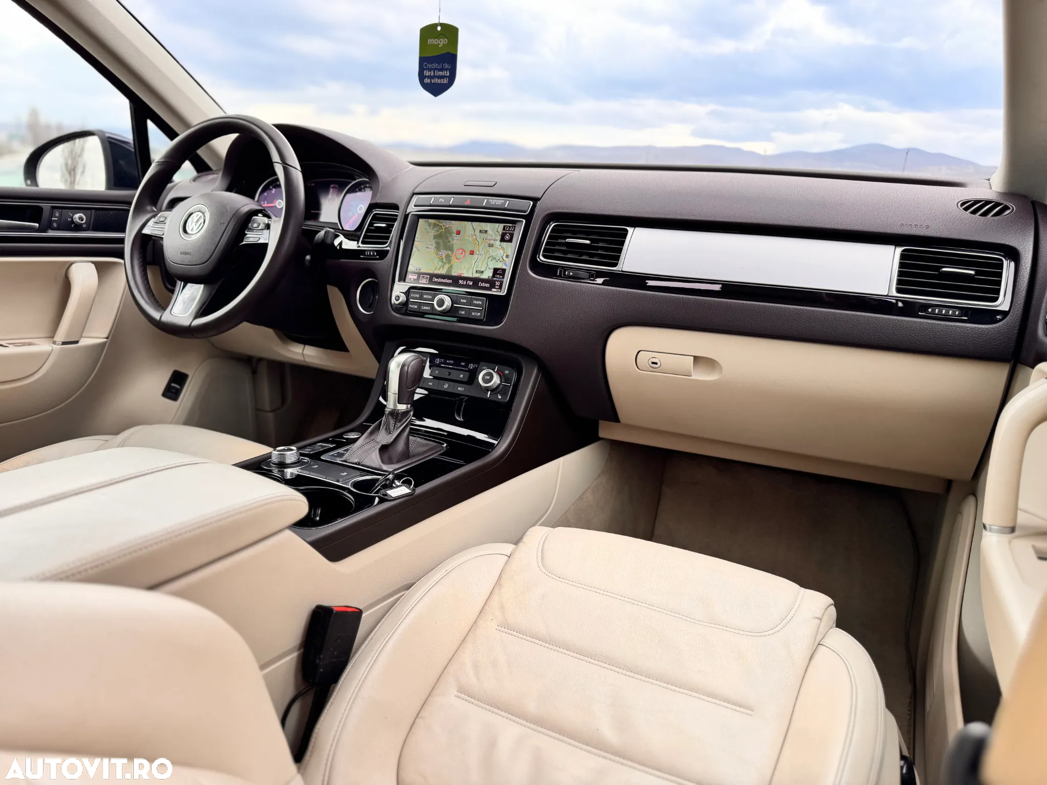 Volkswagen Touareg 3.0 V6 TDI SCR Blue Motion DPF Automatik Terrain Tech Executive Edition - 32
