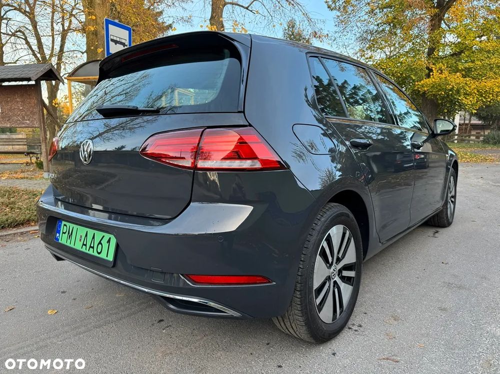 Volkswagen Golf - 7