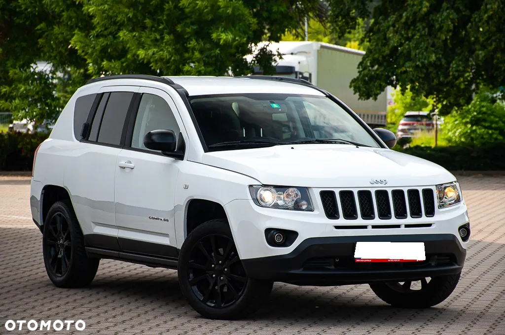 Jeep Compass 2.4I 4x4 Automatik Limited - 2