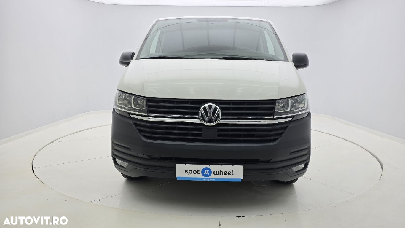 Volkswagen Transporter - 2