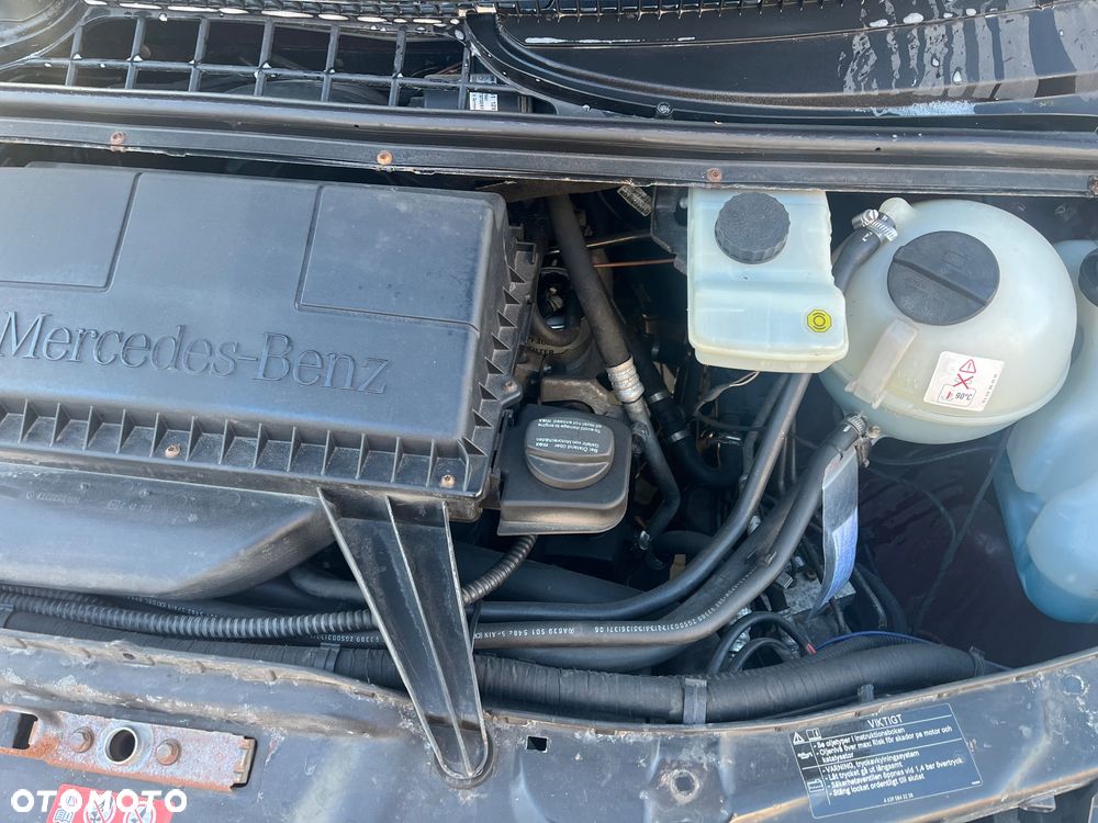 Mercedes-Benz VITO - 12