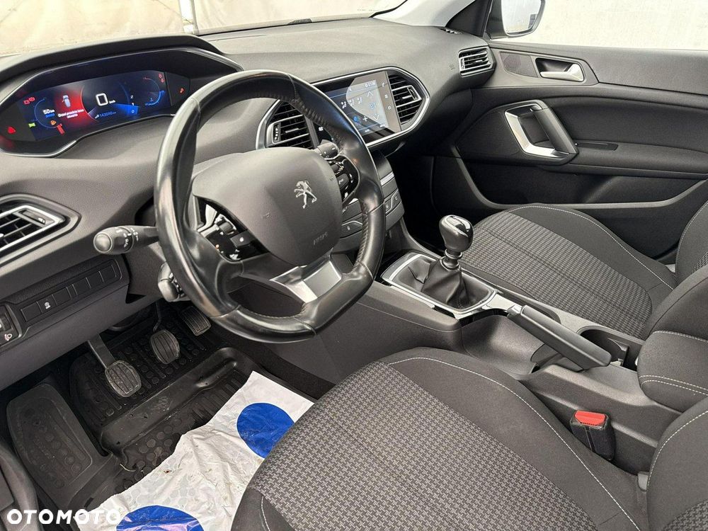 Peugeot 308 - 14