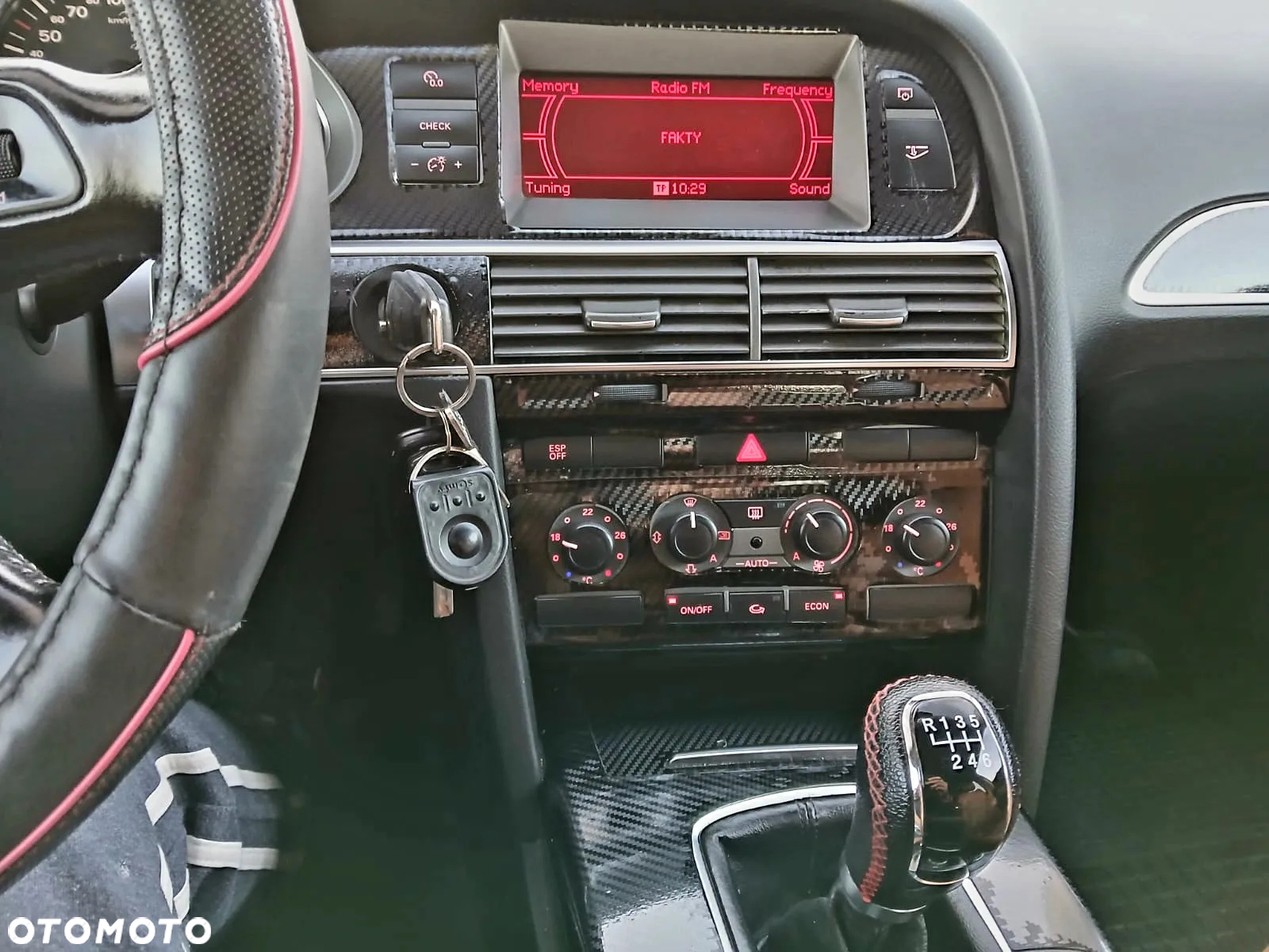 Audi A6 2.4 - 8