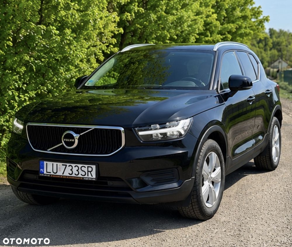 Volvo XC 40 T3 Momentum - 1
