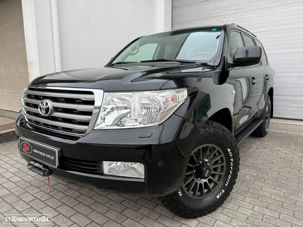 Toyota Land Cruiser 4.5 D-4D V8 - 8