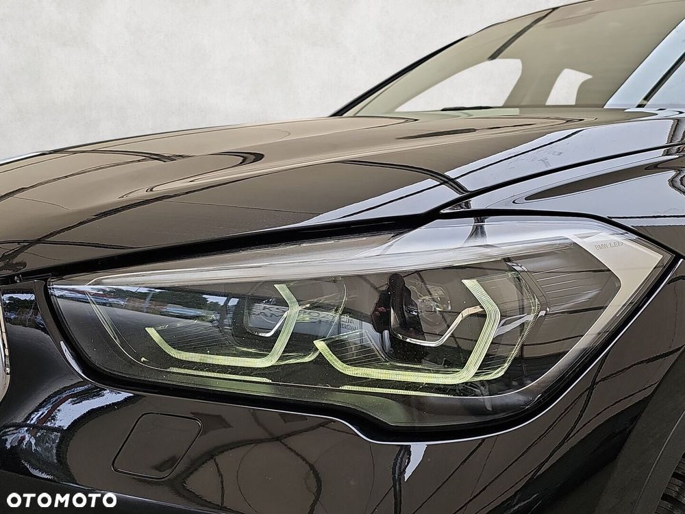 BMW X1 sDrive18i - 36