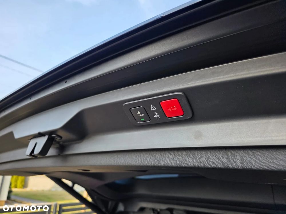 Peugeot 5008 1.5 BlueHDI Allure S&S EAT8 - 17