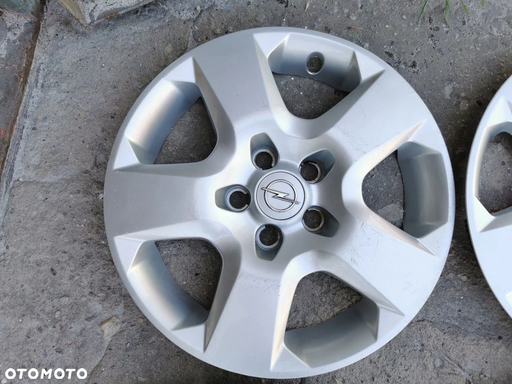 Opel Vectra Signum Astra Zafira Kołpaki 16" KOMPLET 5x110 - 4