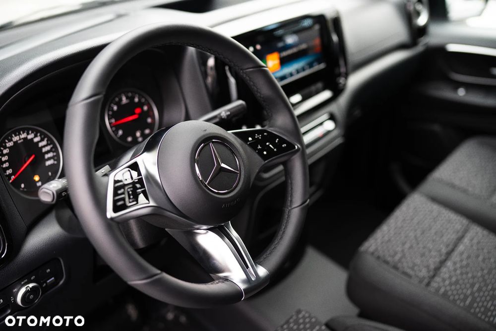 Mercedes-Benz Vito - 26