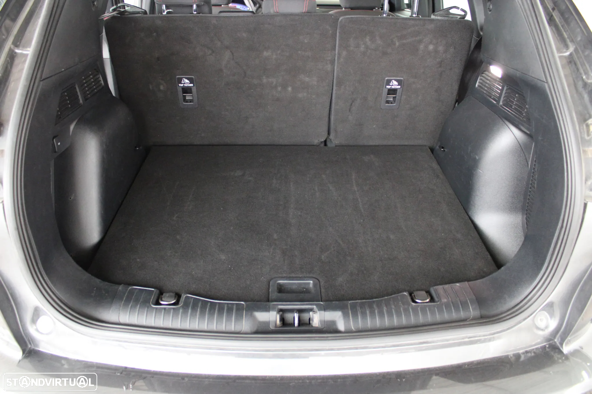 Ford Kuga 1.5 EcoBoost ST-Line - 24