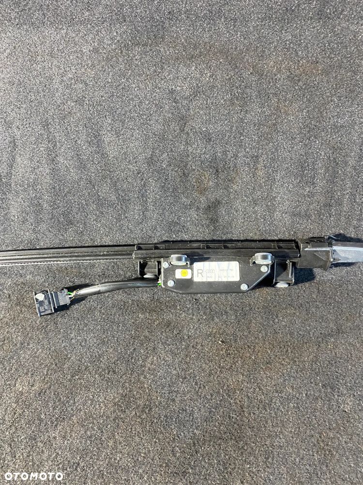 AUDI A5 8W podajnik pasa bezpieczeństwa 8W6857759 8W6857760 - 8