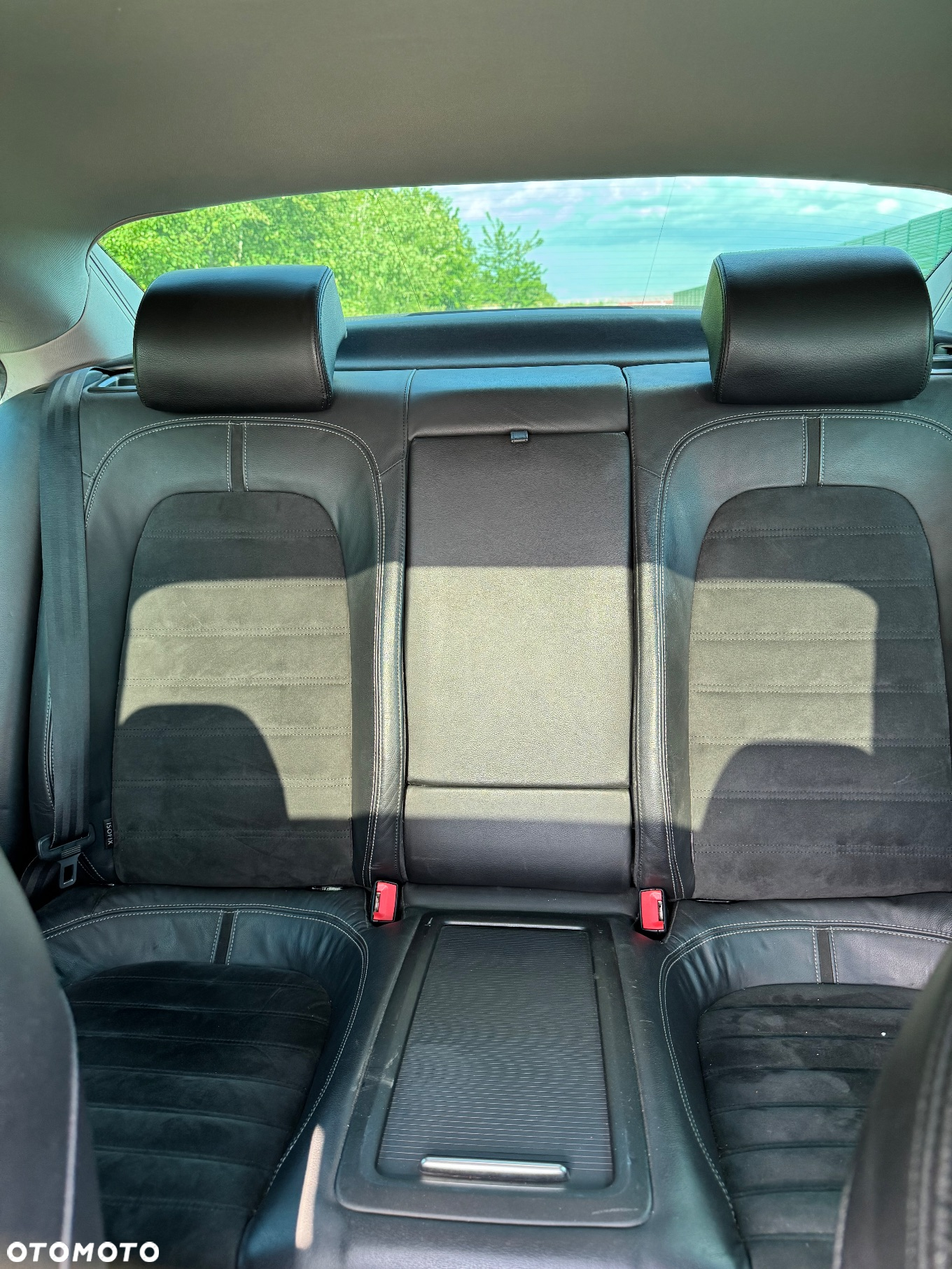 Volkswagen Passat 2.0 TDI Comfortline - 11