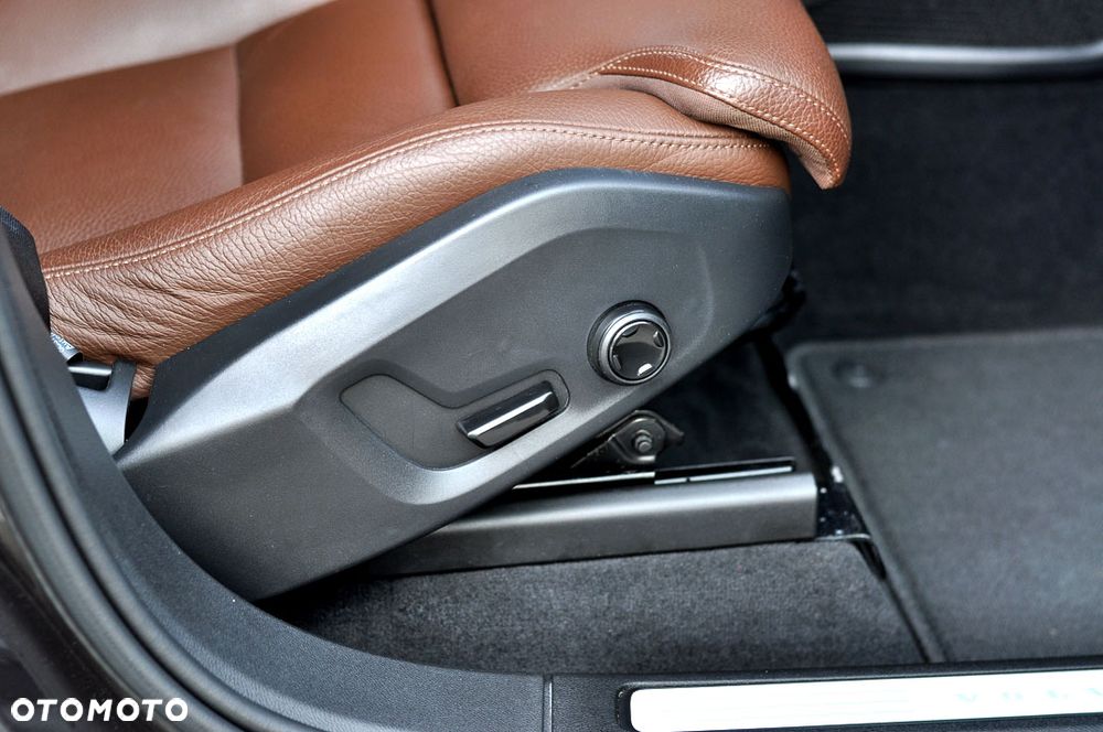 Volvo XC 60 D4 Geartronic Inscription - 23