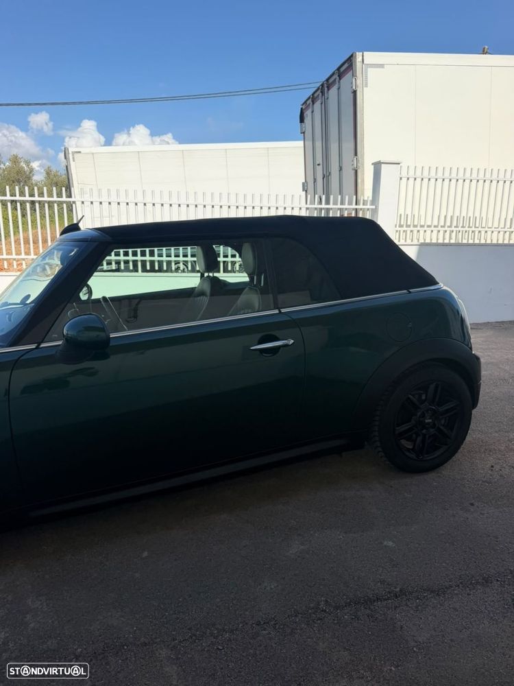 MINI Cabrio Cooper Auto - 4