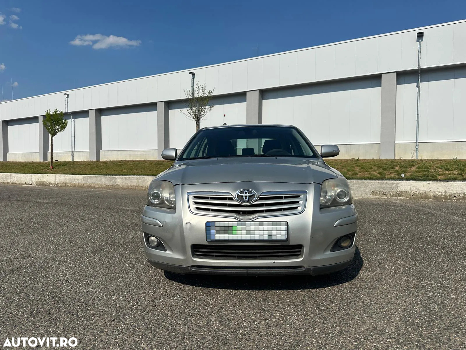 Toyota Avensis 1.8 Aut Executiv - 3