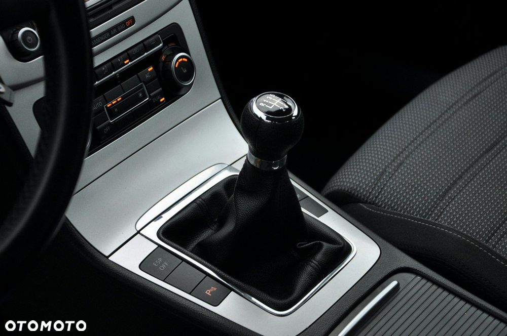 Volkswagen Passat CC - 36