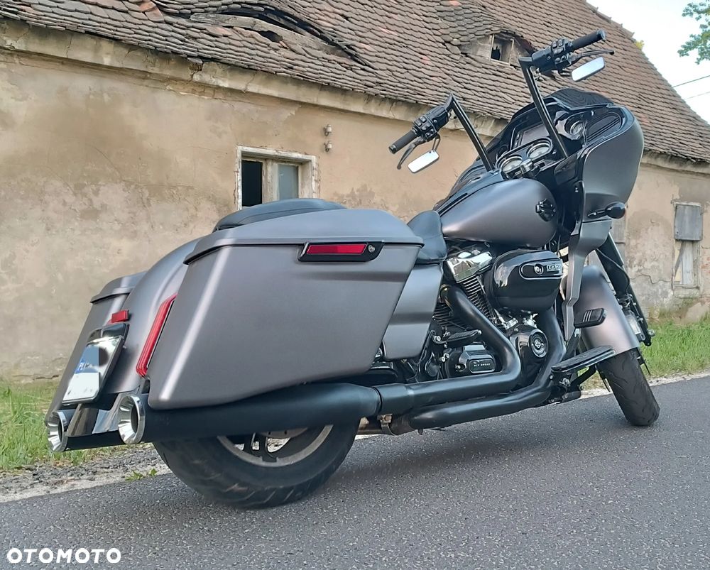 Harley-Davidson Touring Road Glide - 3