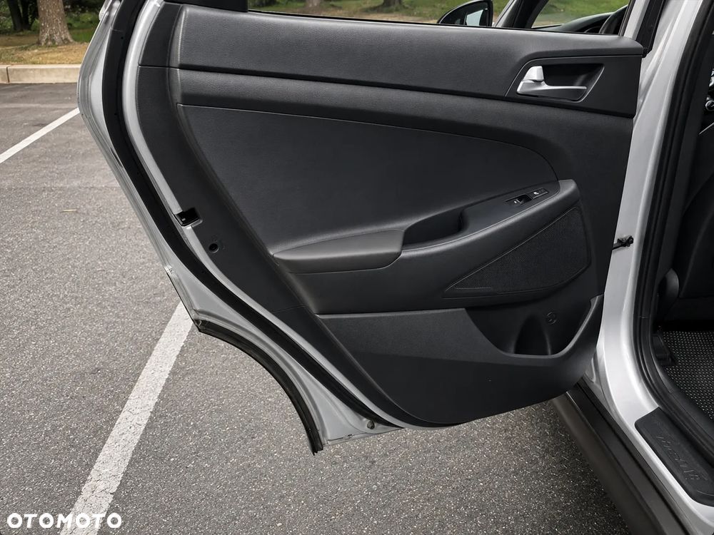 Hyundai Tucson - 24