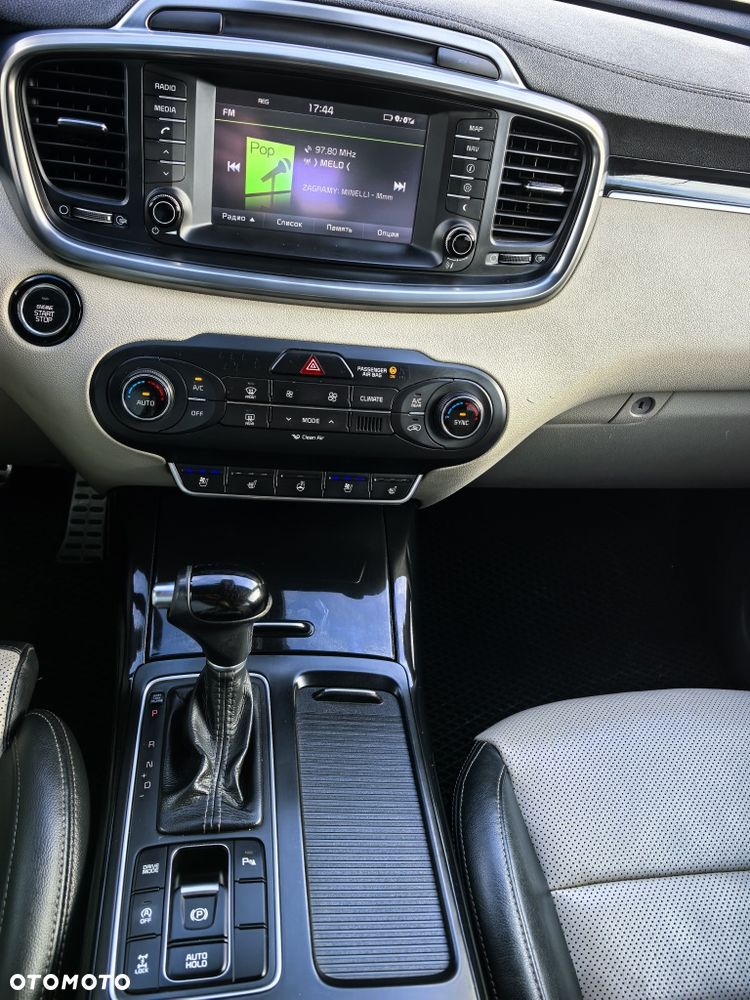 Kia Sorento - 6