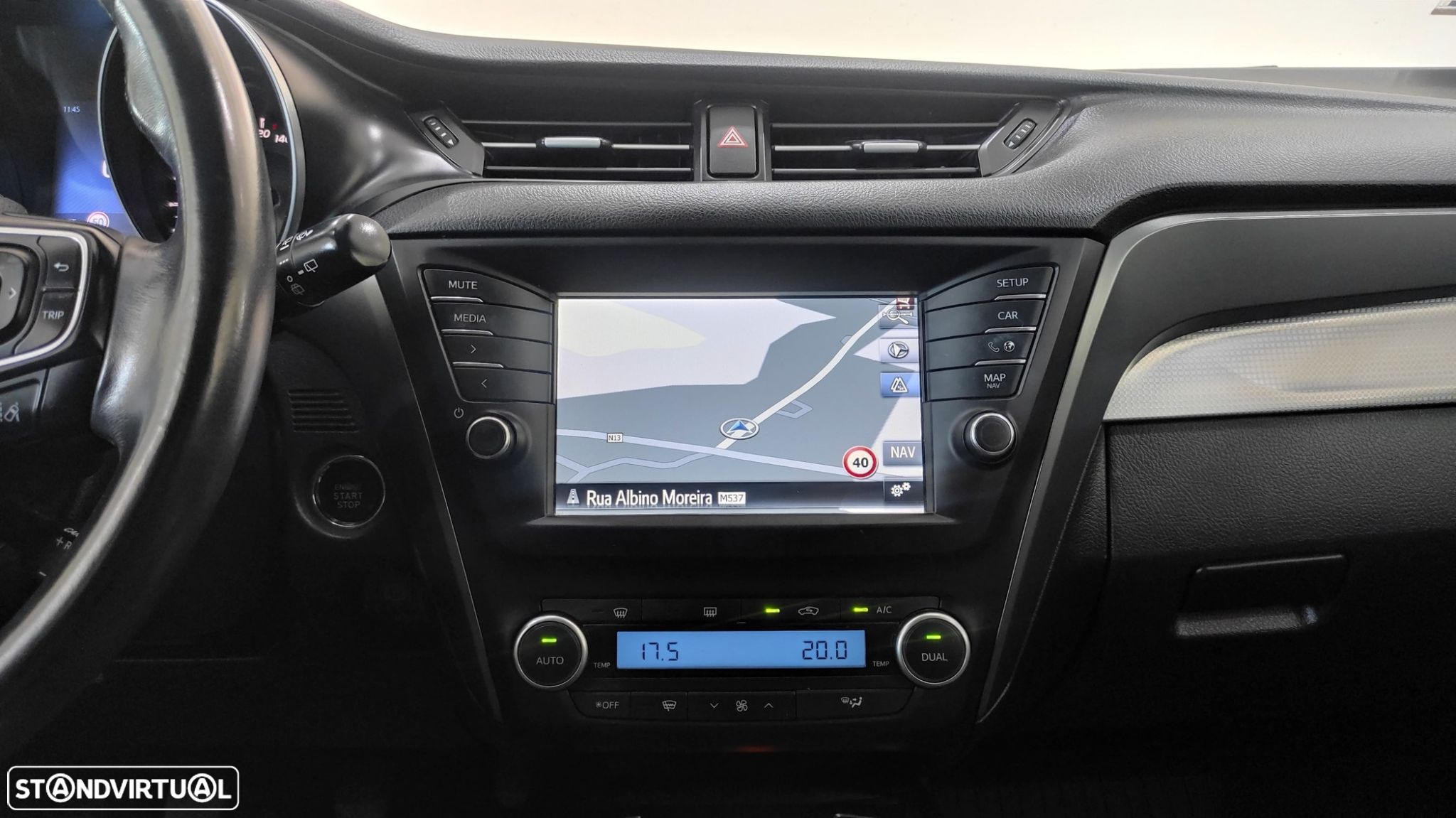 Toyota Avensis Touring Sports 2.0 D-4D Exclusive+GPS - 30