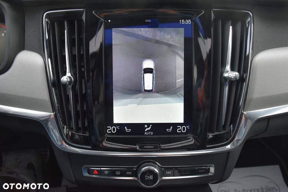 Volvo V90 D4 Geartronic R Design - 20