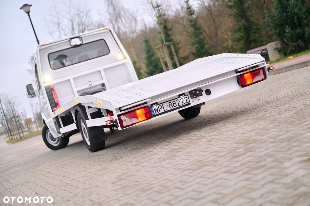 Mercedes-Benz SPRINTER - 19