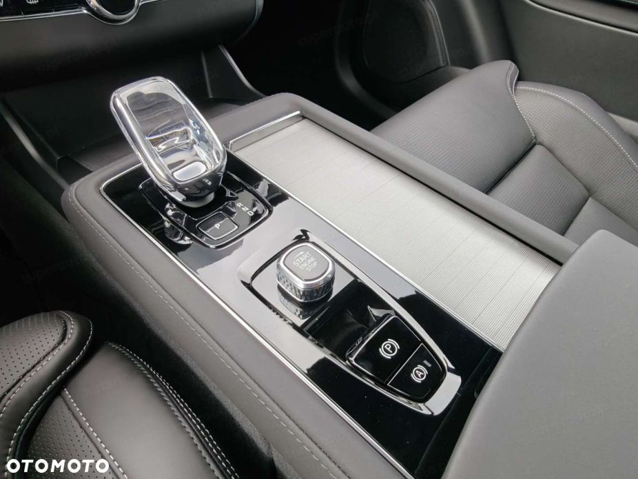 Volvo XC 90 B5 B AWD Ultra Black Edition 7os - 16