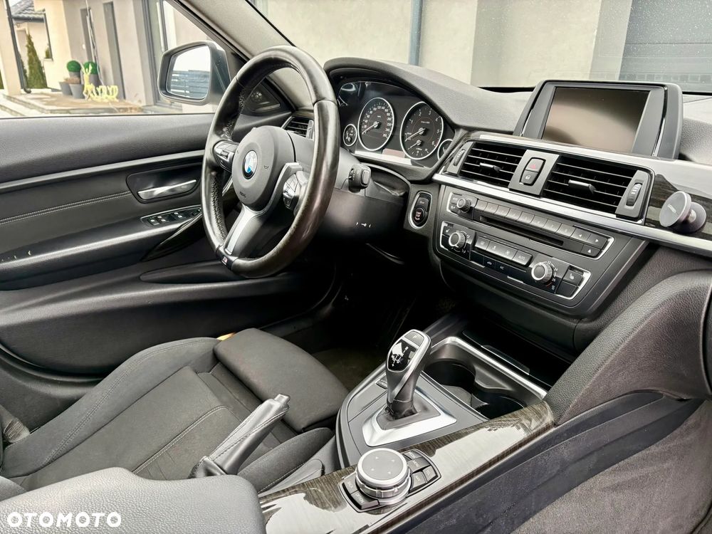 BMW Seria 3 335d xDrive Sport-Aut Sport Line - 18