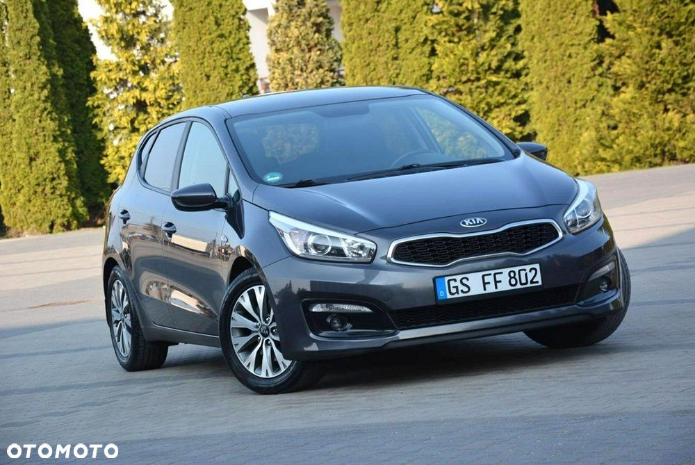Kia Ceed 1.4 CVVT Attract - 8