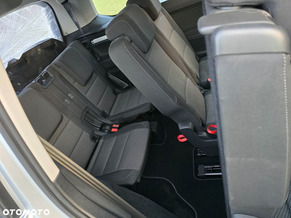 Volkswagen Touran 1.5 TSI EVO Comfortline - 13