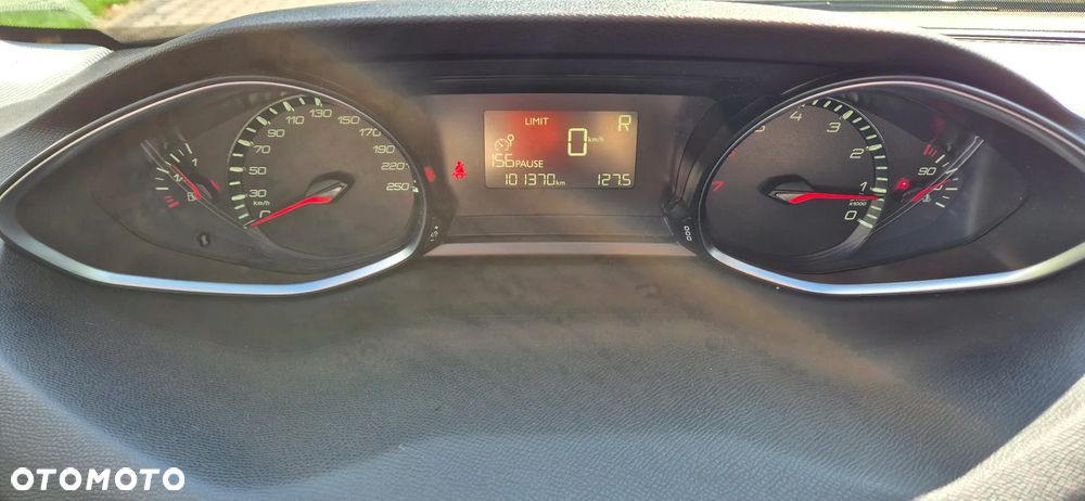 Peugeot 308 1.2 PureTech GPF Active Pack Business S&S EAT8 - 12