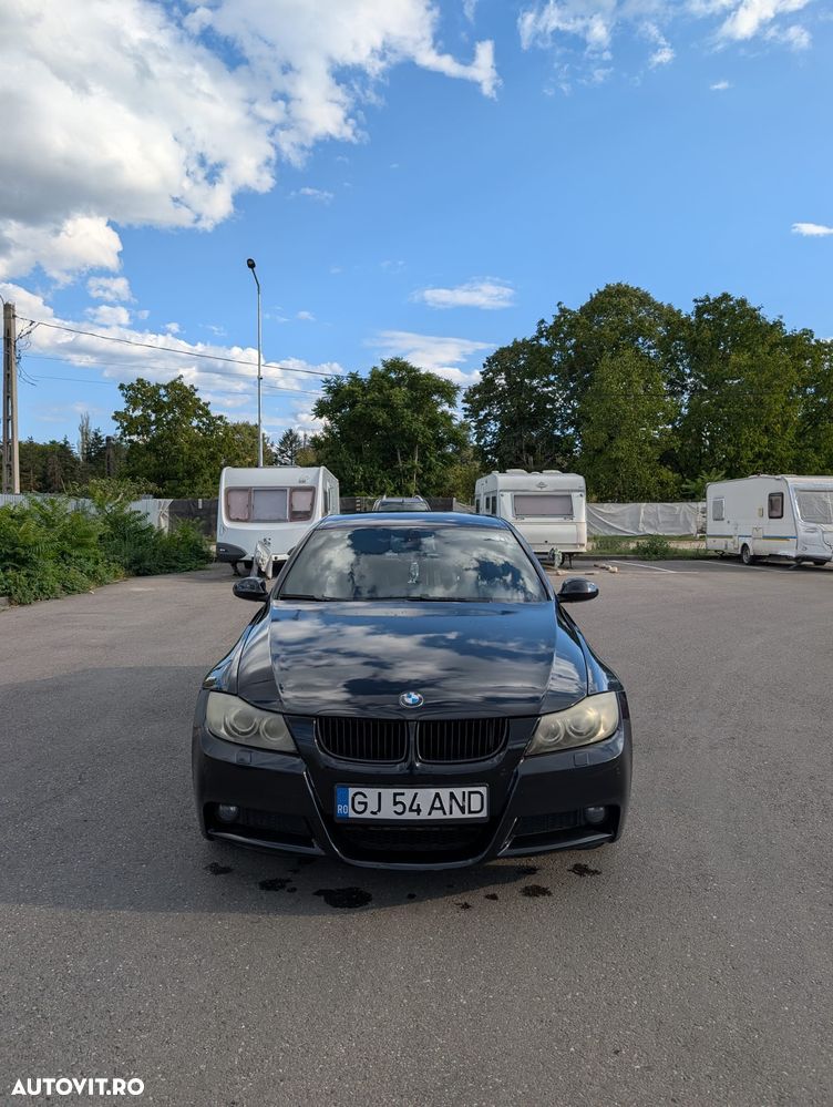 BMW Seria 3 318i - 2