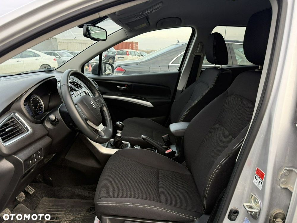 Suzuki SX4 S-Cross 1.4 SHVS Premium 4WD - 11
