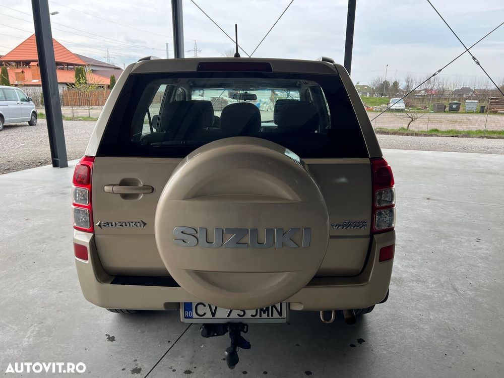Suzuki Grand Vitara - 3