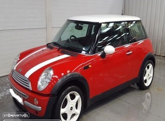 Mini Cooper 1.6i de 2001 disponível para peças - 2