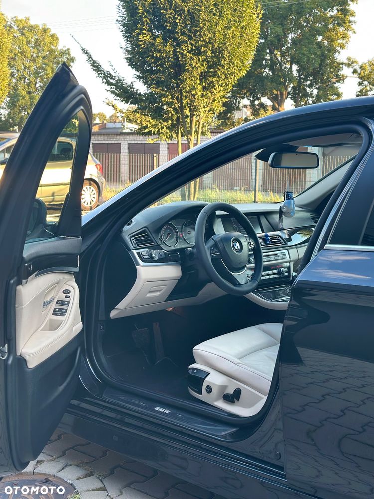 BMW Seria 5 520d - 20