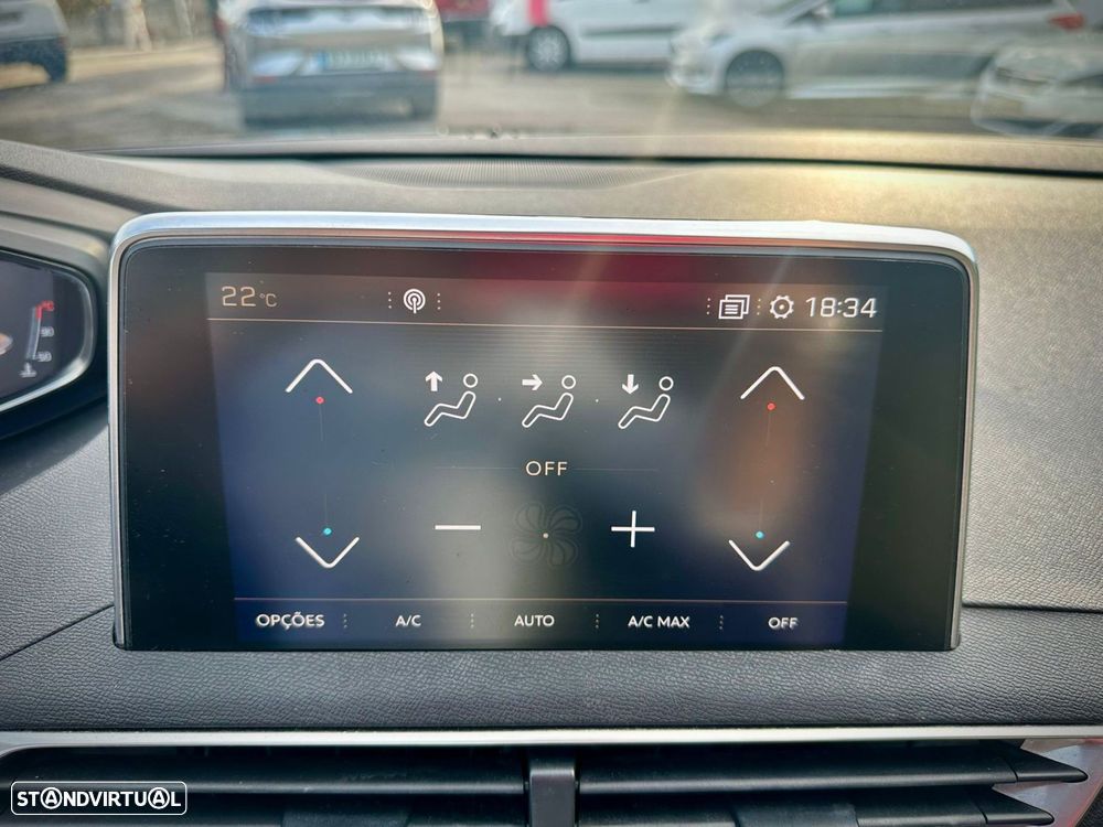 Peugeot 3008 1.5 BlueHDi GT Line EAT8 - 17