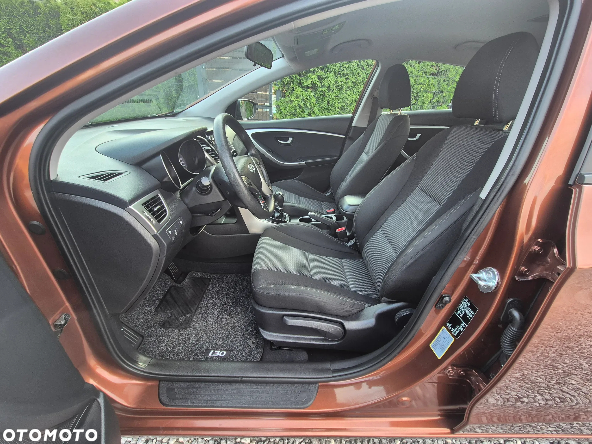 Hyundai i30 1.4 Intro Edition - 4
