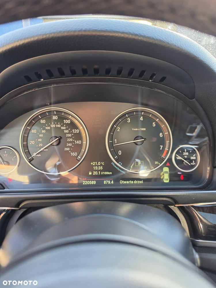 BMW Seria 5 - 21
