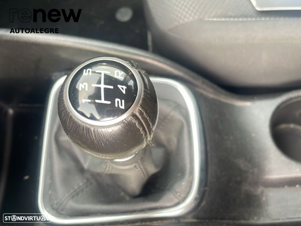 Fiat Tipo Station Wagon 1.3 M-Jet Lounge - 21