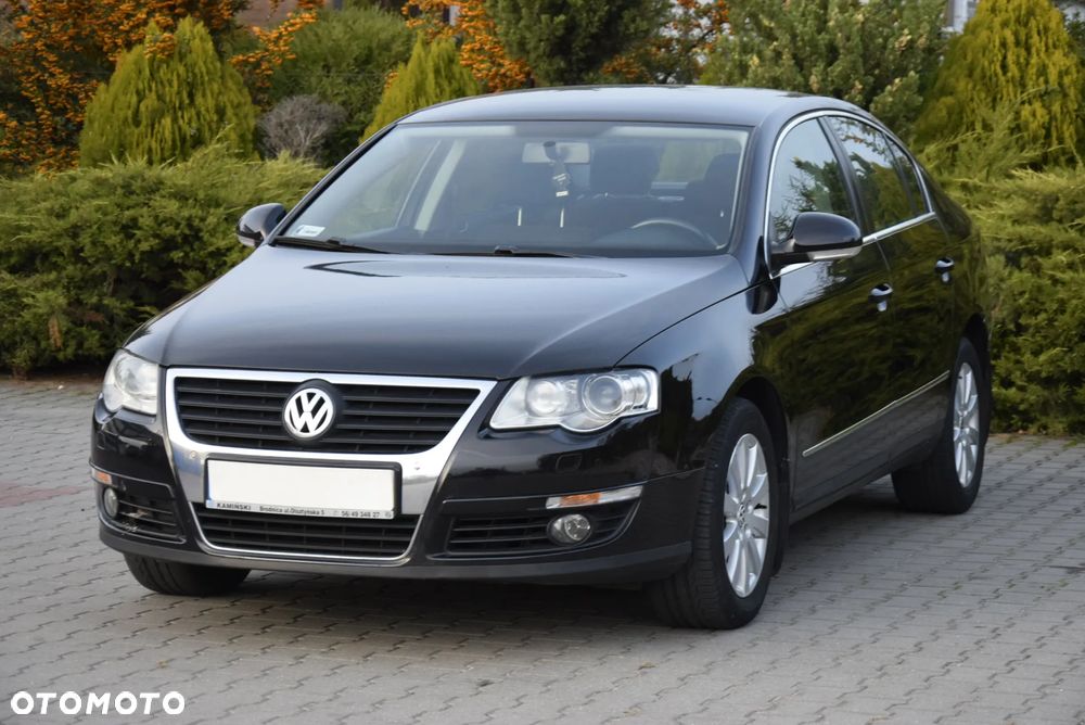 Volkswagen Passat 1.8 TSI Trendline - 4