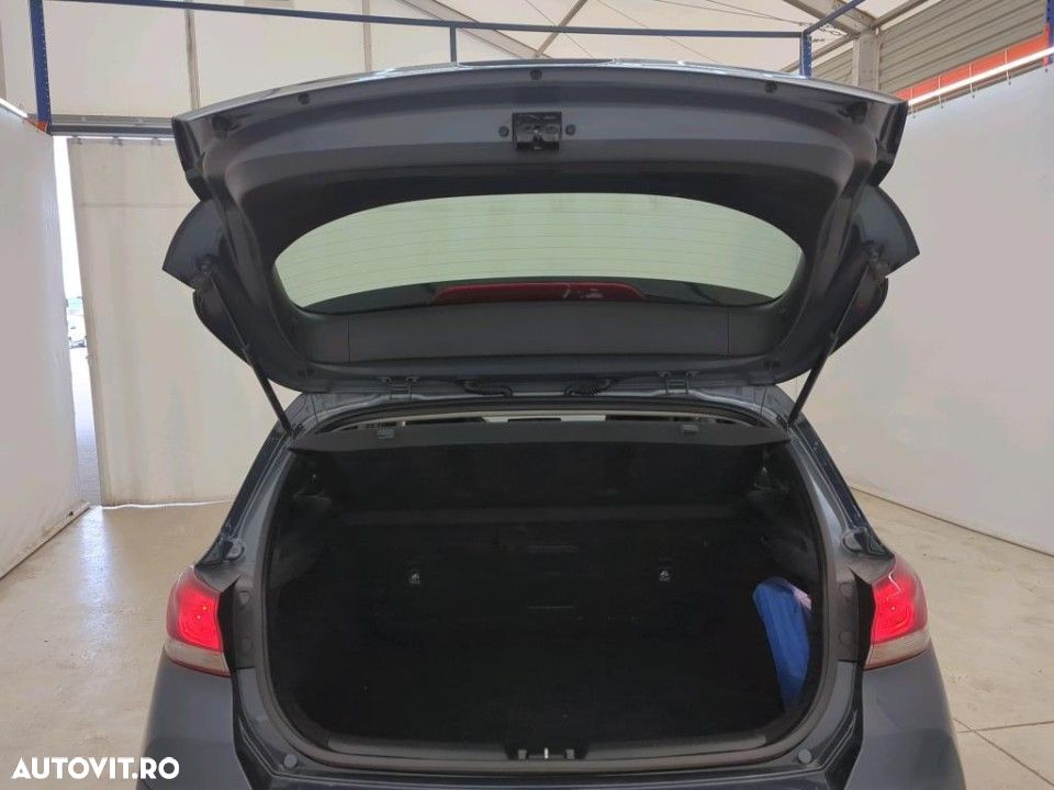Hyundai i30 1.5 110CP 5DR M/T Highway - 13