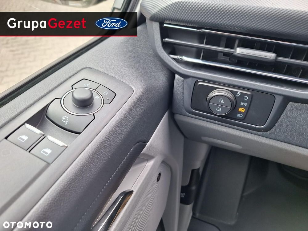 Ford Transit Custom - 13
