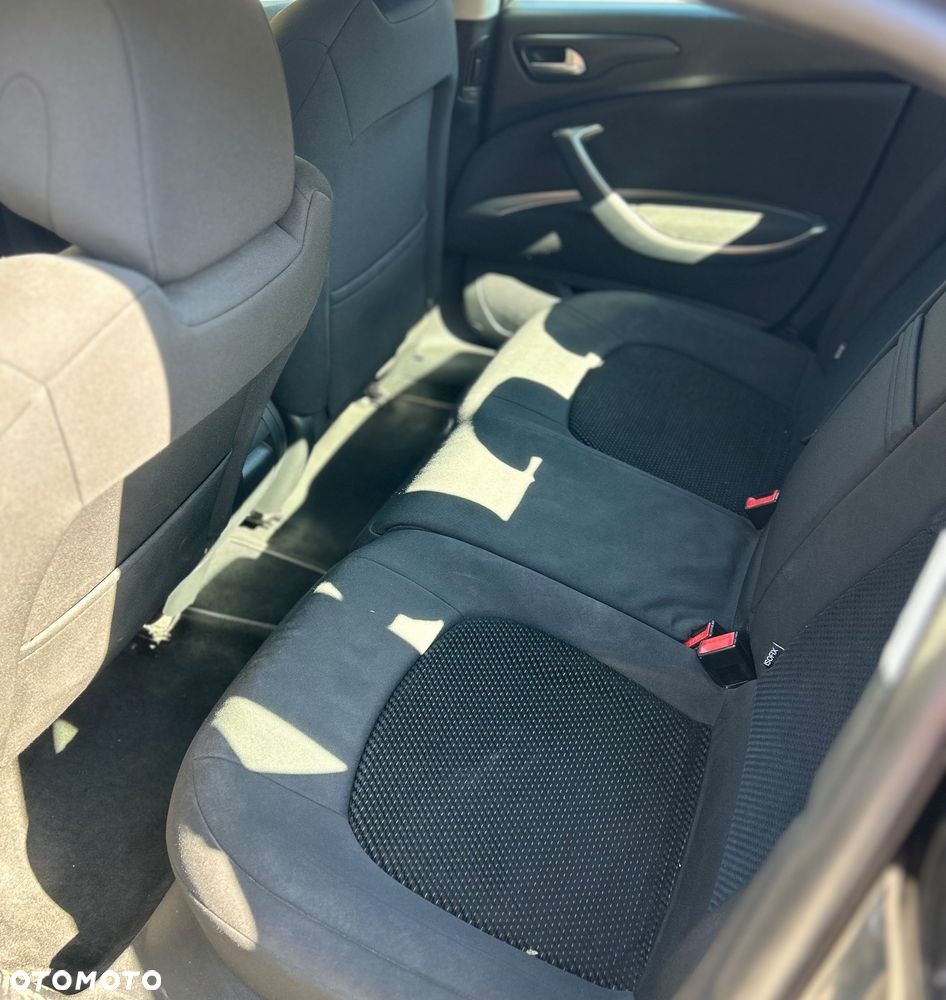 Citroën C5 HDi 140 FAP Confort - 12