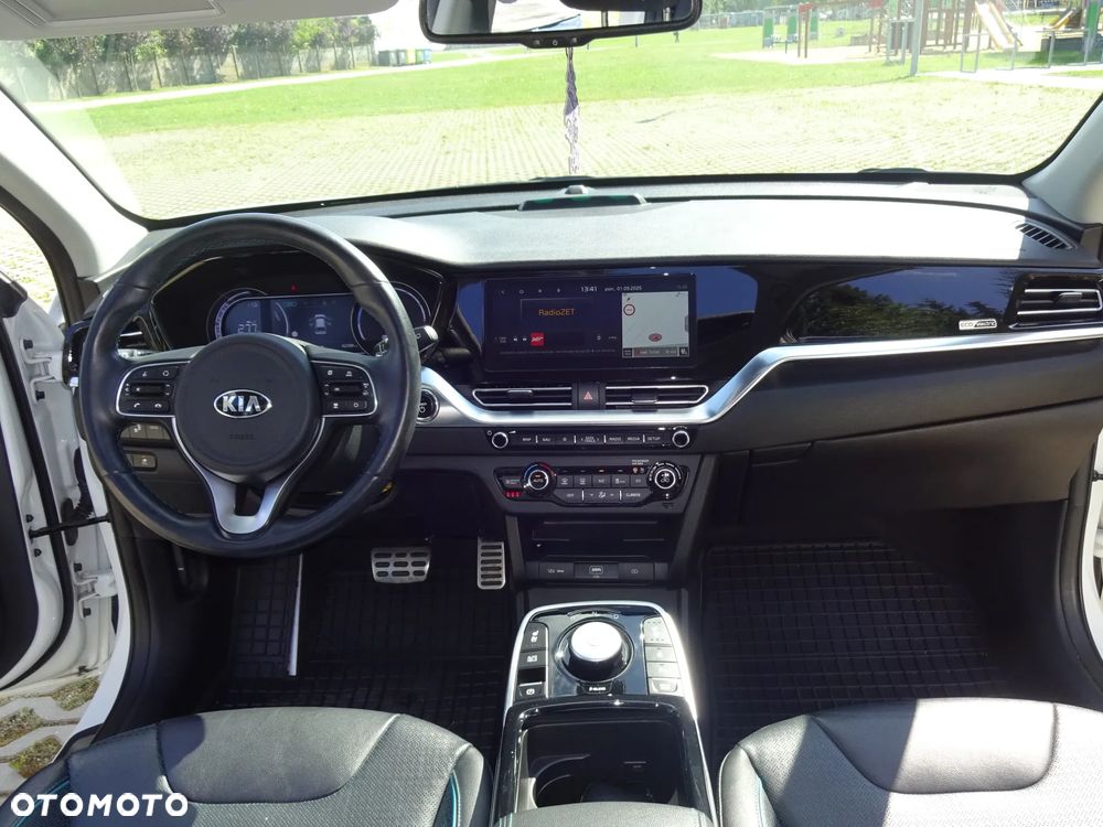 Kia Niro e-Niro 64kWh XL - 6