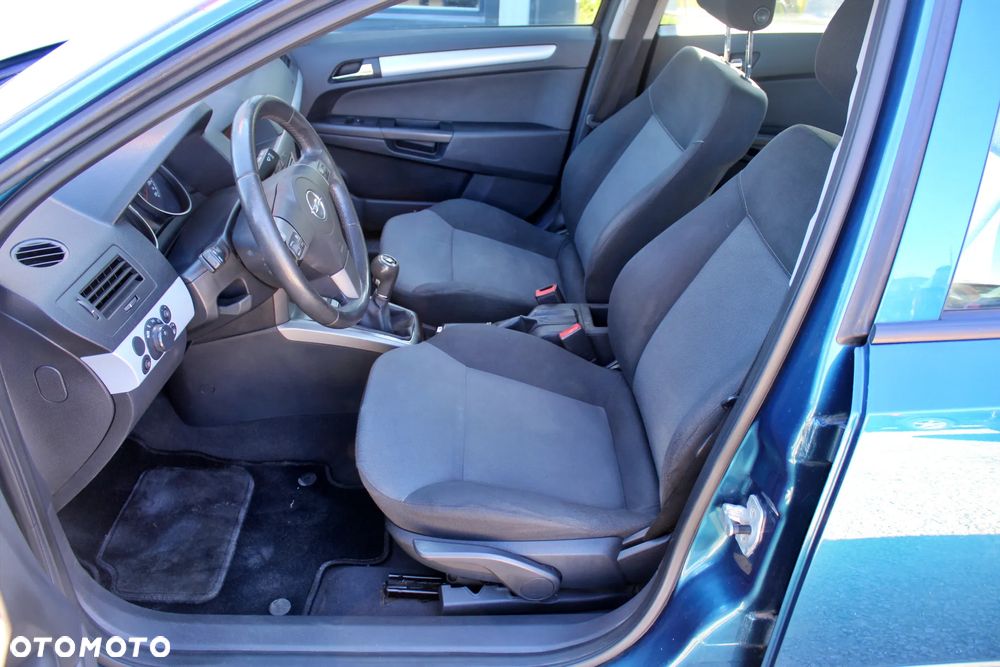 Opel Astra 1.6 - 23