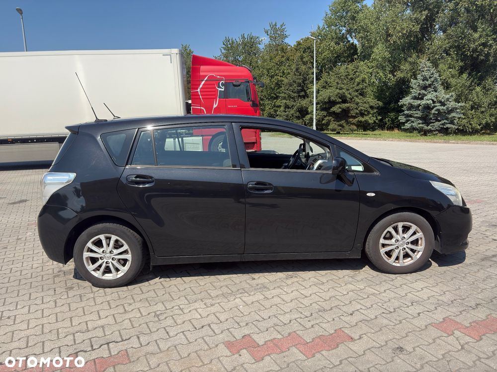 Toyota Verso - 8