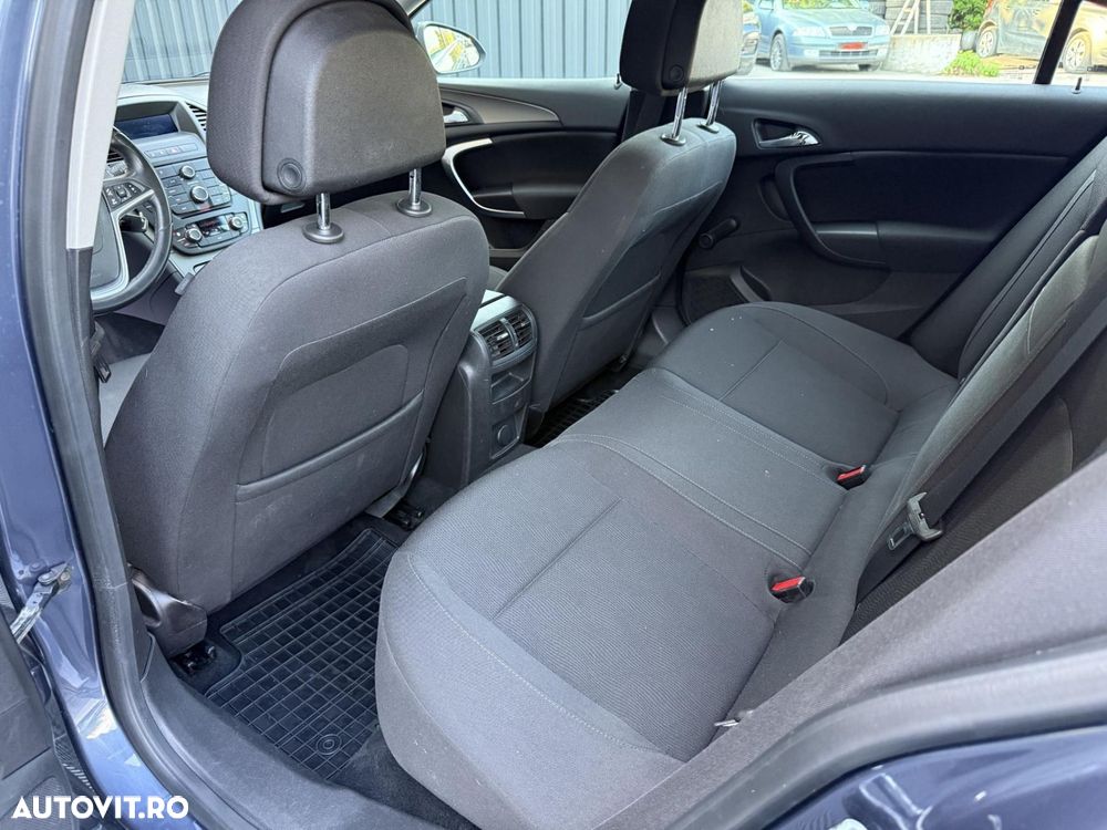 Opel Insignia - 11