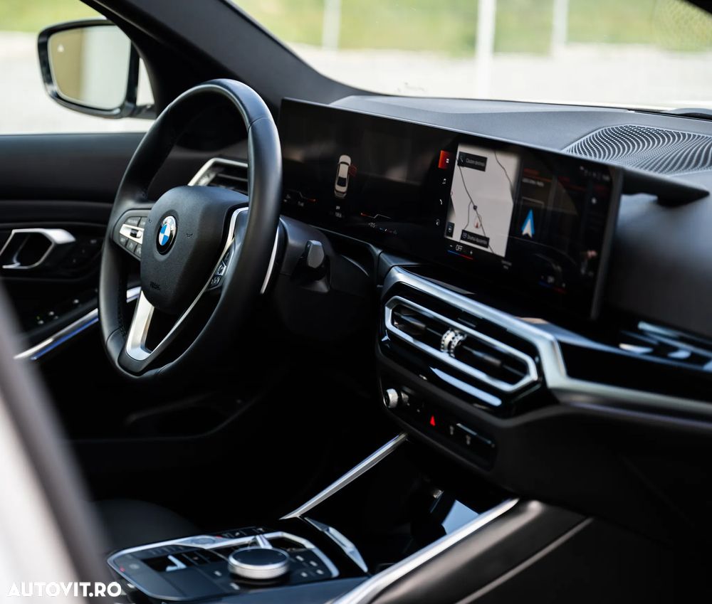 BMW Seria 3 330i Aut. Luxury Line - 35