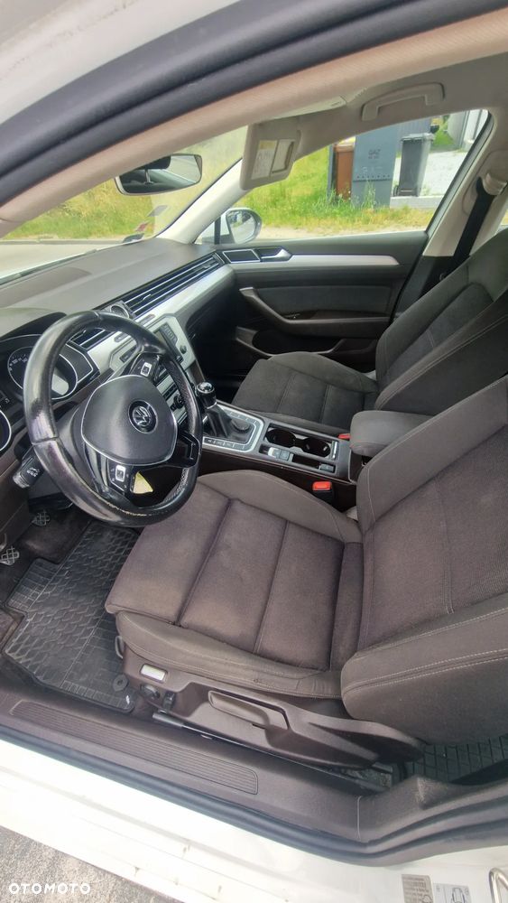 Volkswagen Passat 2.0 TDI BMT Comfortline - 6